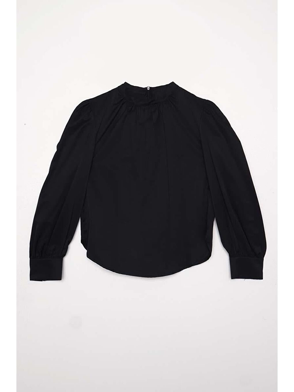 Siyah-Pamuklu Yakası Büzgülü Bluz-6