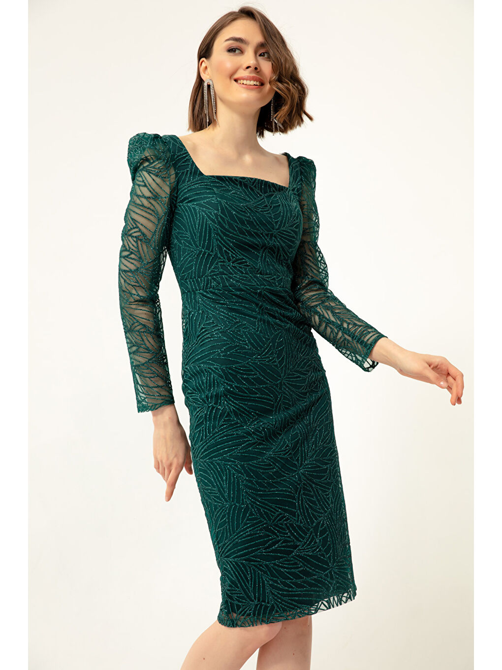 Kadın Zümrüt Yeşili Kare Yaka Simli Midi Abiye Elbise-3