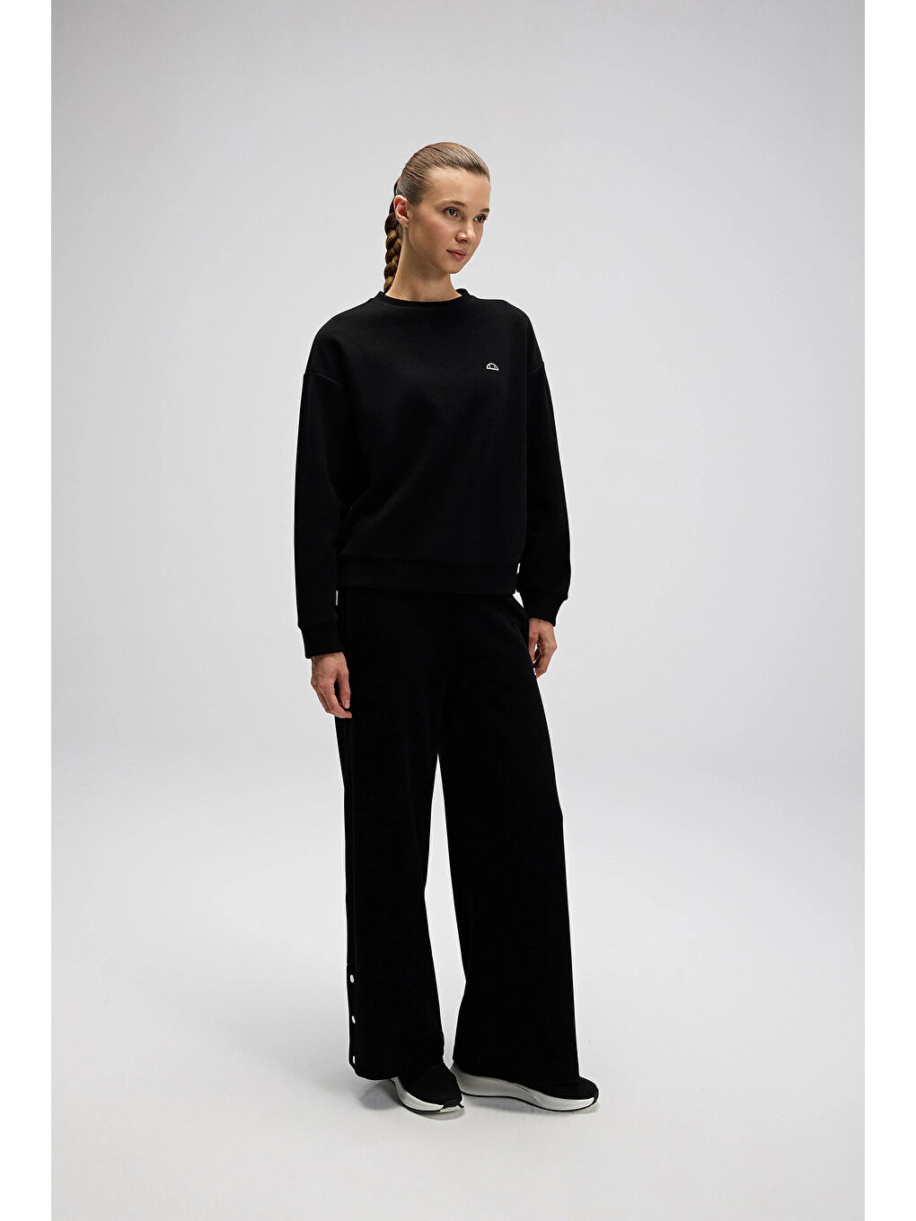 Siyah Pamuklu Regular Fit Bisiklet Yaka Logolu Sweat EF540-BK-2