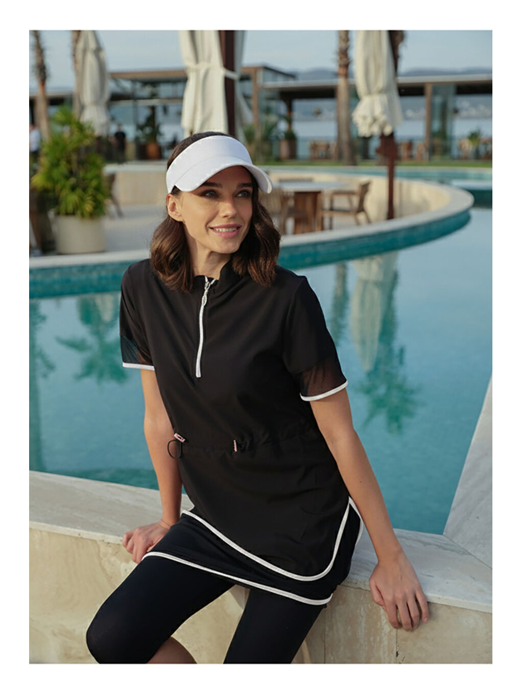 Siyah Kadın Kısa Kollu Biyeli Fermuarlı Spor Kaprili Hızlı Kuruyan Spor Kapalı Genç Mayo-1