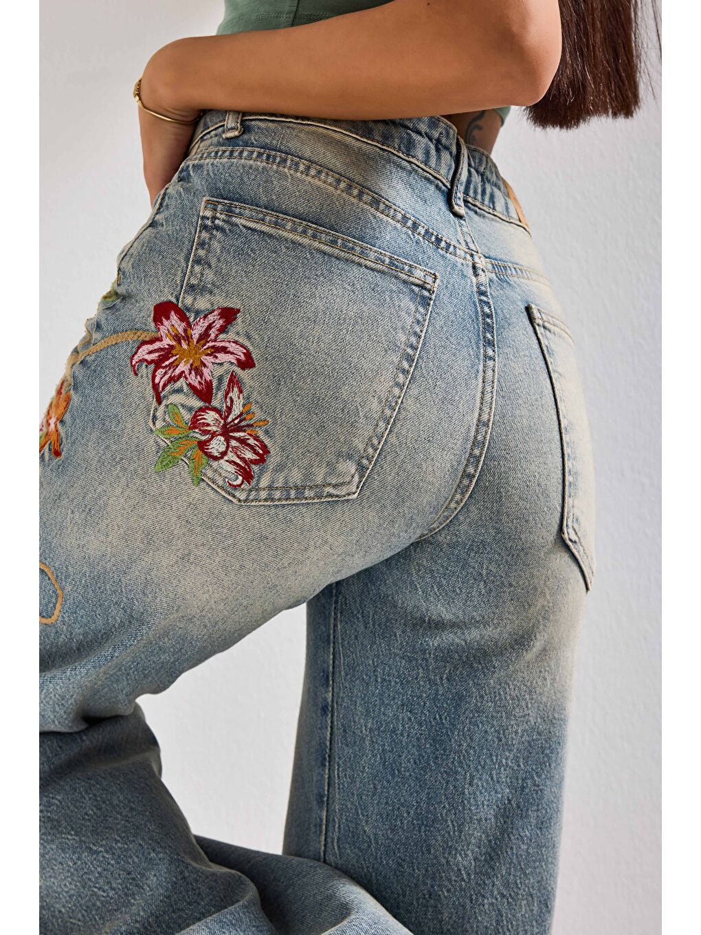 Mavi Kadın T.Kot Rengi 4s6-32 Flare Fit Elastan Kumaş Özel Nakış Detaylı Tasarım Denim Jean-4