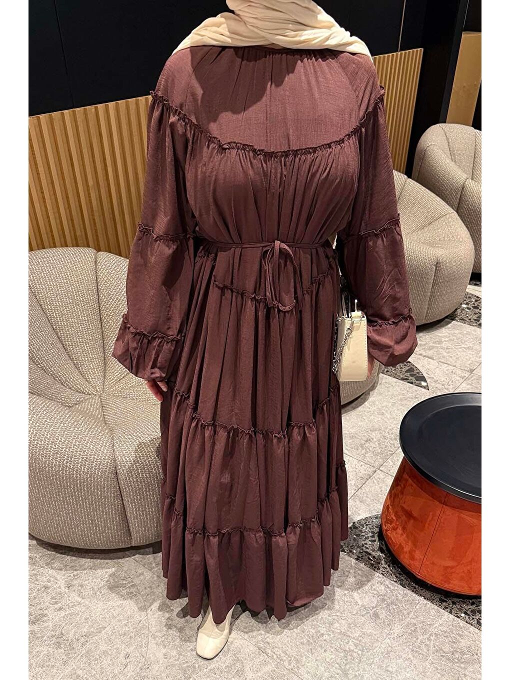 Fırfır Detaylı Tesettür Elbise Acı Kahverengi-2