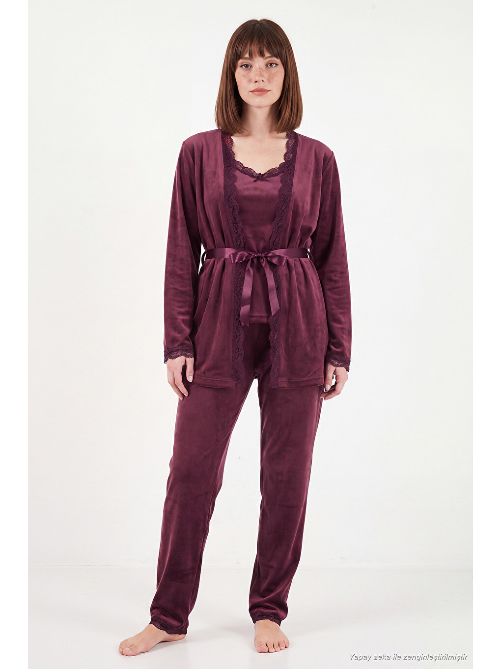 Mürdüm Regular Fit Dantelli Yumuşak Dokulu Sabahlıklı Kadife Kadın Pijama Takımı 6095545-3