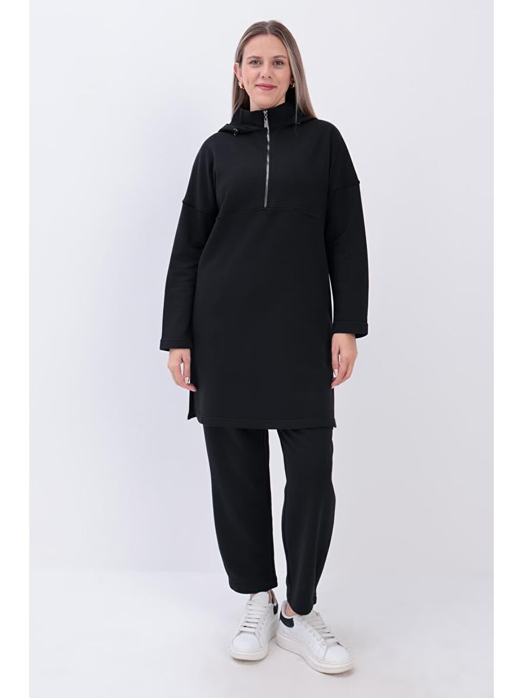 Siyah Robalı Kapüşonlu Pantolonlu Takım-1