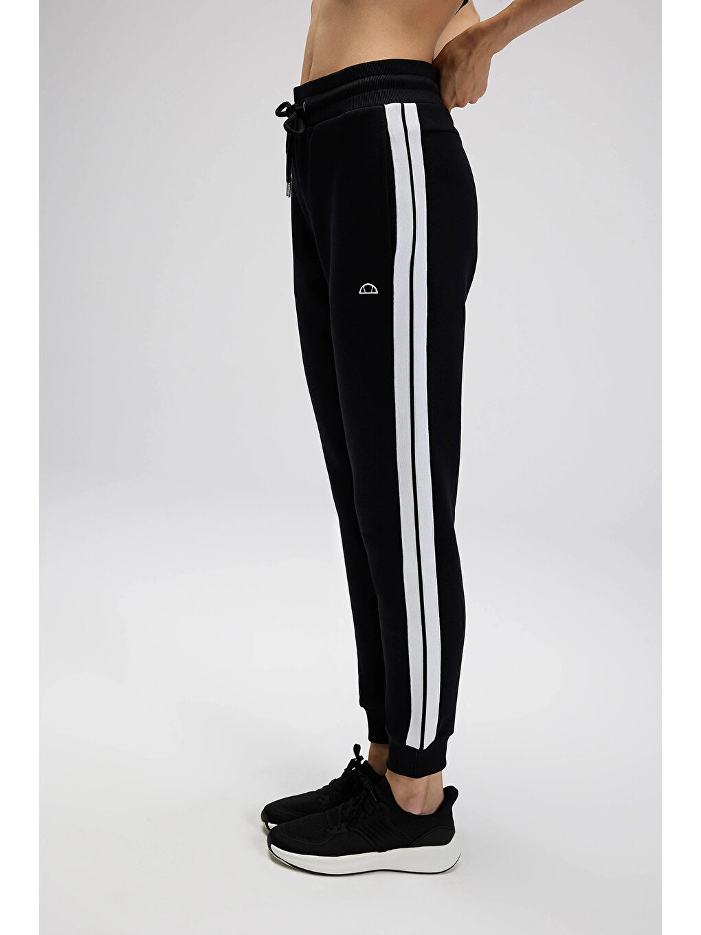 Siyah Çizgili Pamuklu Regular Fit Normal Bel Ribanalı Paça Eşofman Altı EF539-BK-2