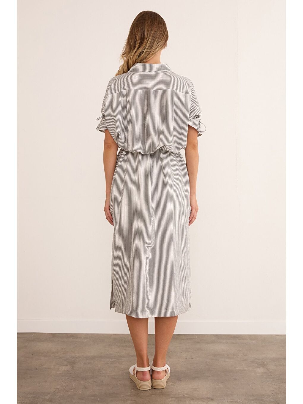 Siyah Çizgili Gömlek Yaka Beli Ve Kolu Lastikli Elbise-3