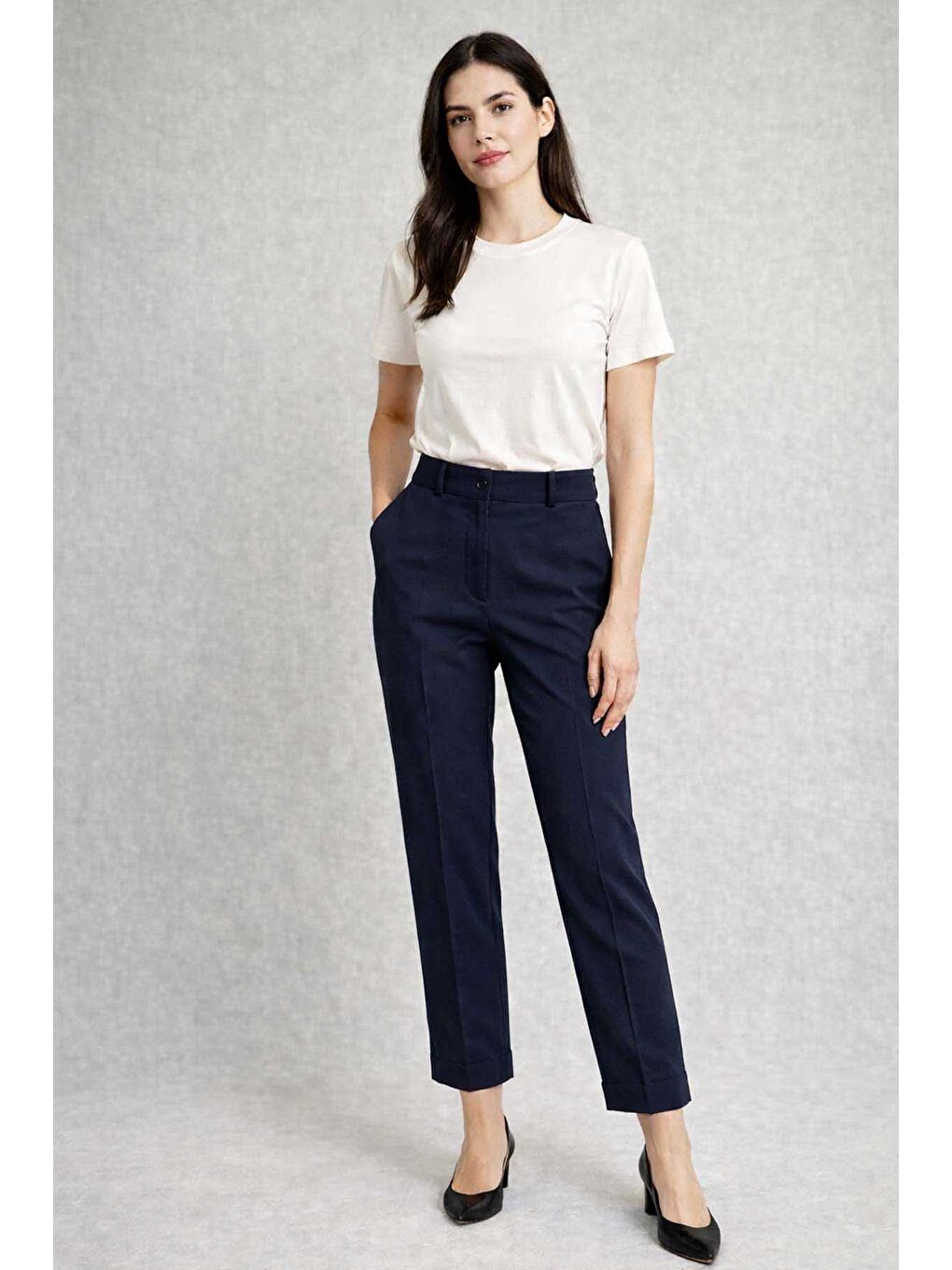 Büyük Beden Kadın Yırtmaç Detay Bilek Boy Kumaş Pantolon 07 Lacivert-3