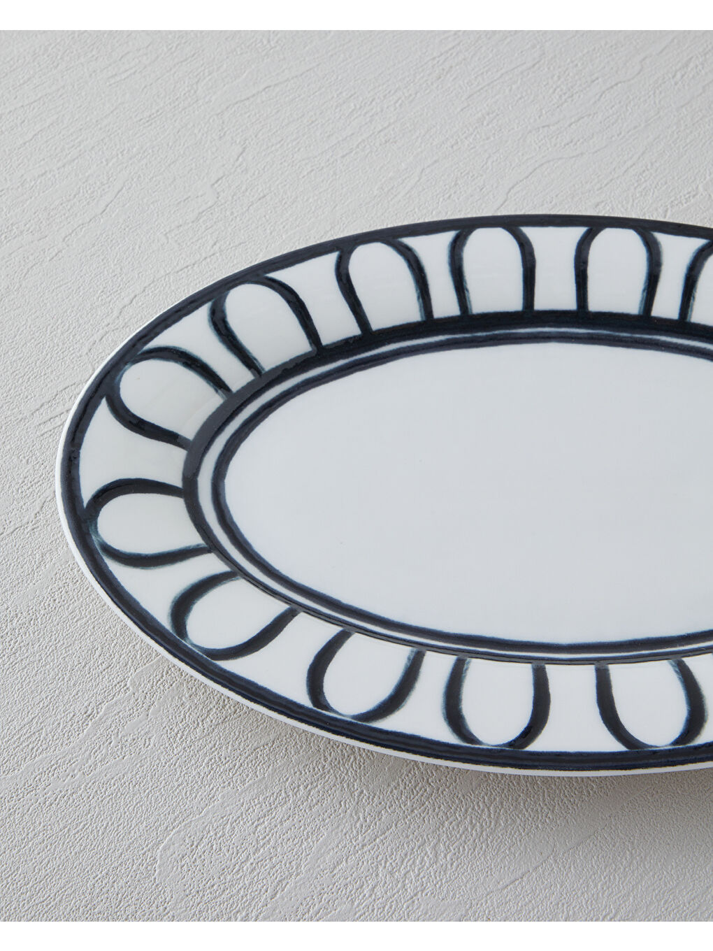 Monarch Porselen Kayık Tabak 30 cm Siyah - Beyaz-2