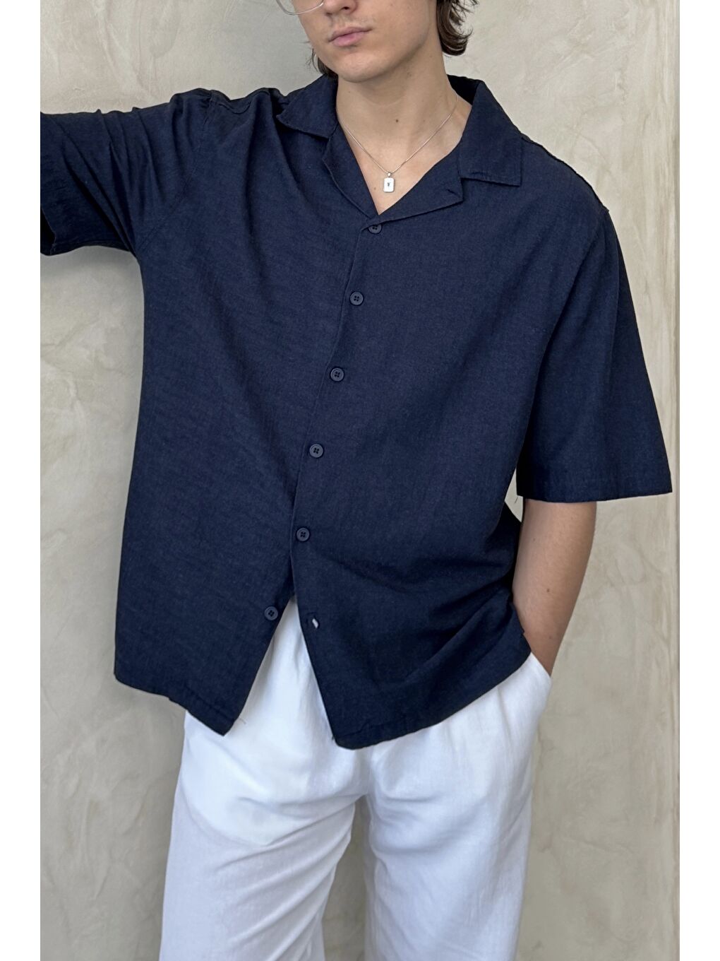 Lacivert Erkek Oversize Apaş Yaka Kısa Kollu Keten Gömlek
