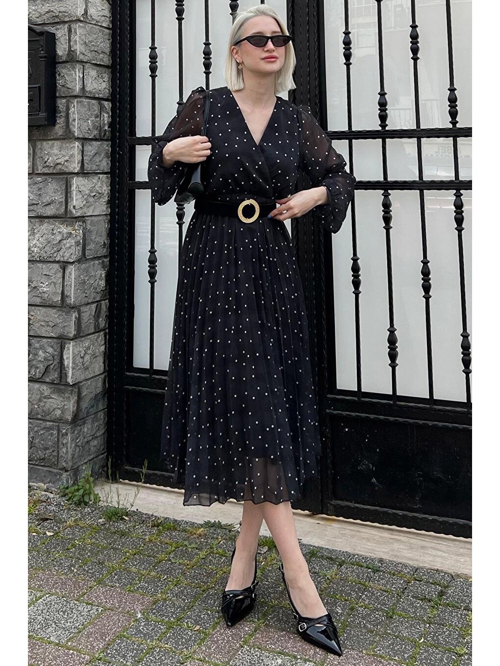 Siyah Kruvaze Yaka Puantiyeli Şifon Elbise Mg2065