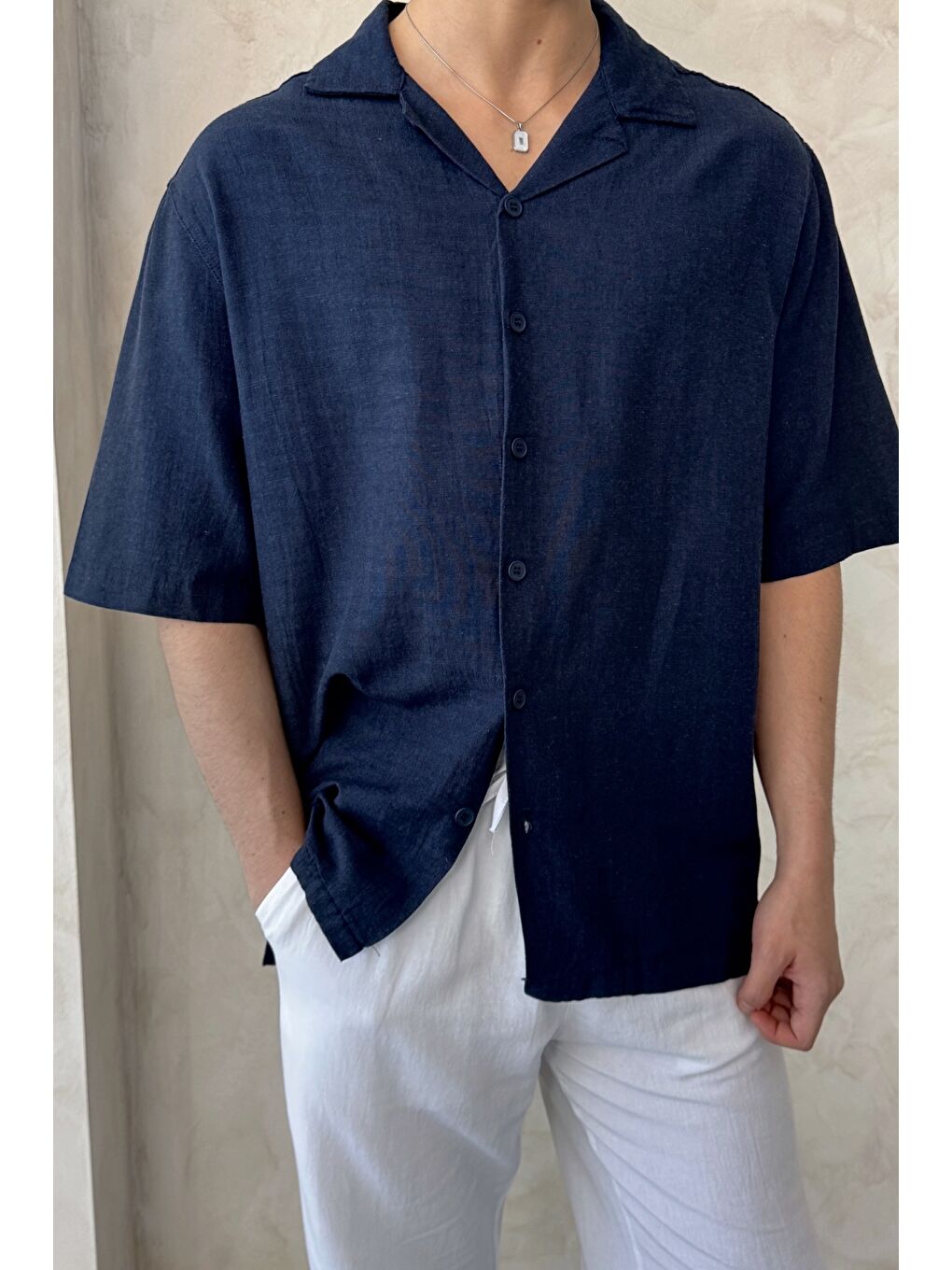 Lacivert Erkek Oversize Apaş Yaka Kısa Kollu Keten Gömlek-2