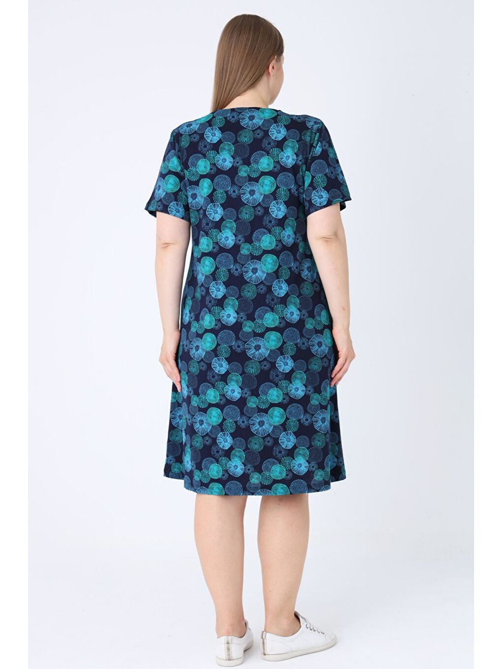 Lacivert Desenli V Yaka Düğme Detaylı Cepli Kısa Kollu Kadın Büyük Beden Pamuklu Elbise-4