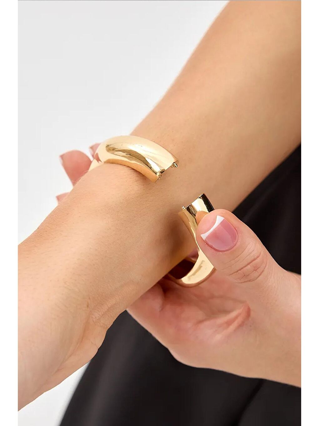 Sarı Dalgalı Model Manşet Altın Rengi Cuff Bileklik-2