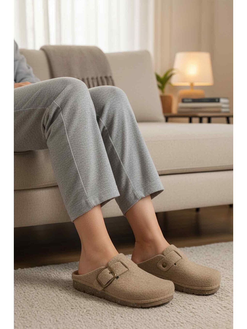 Kahverengi Camel Keçe Anatomik Kadın Ev Terliği K-117.005 Z-2