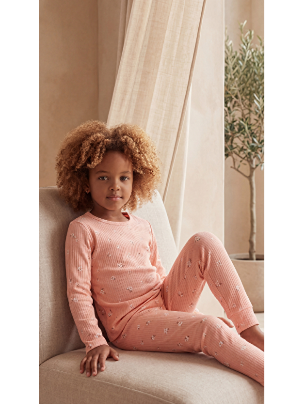 Kız Çocuk Çiçek Desenli Pijama Takımı Pembe-1