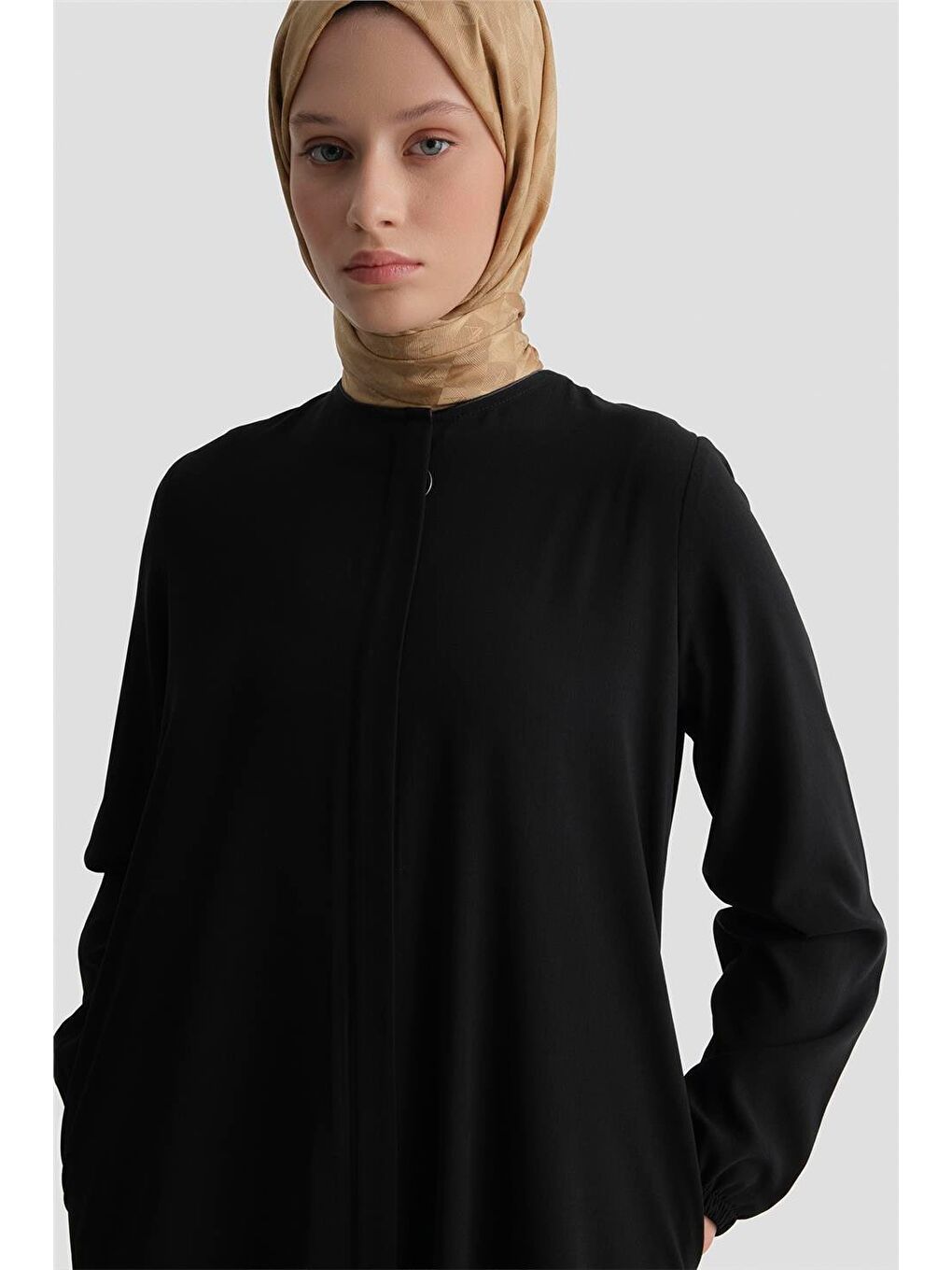 Basic Ferace Siyah-1