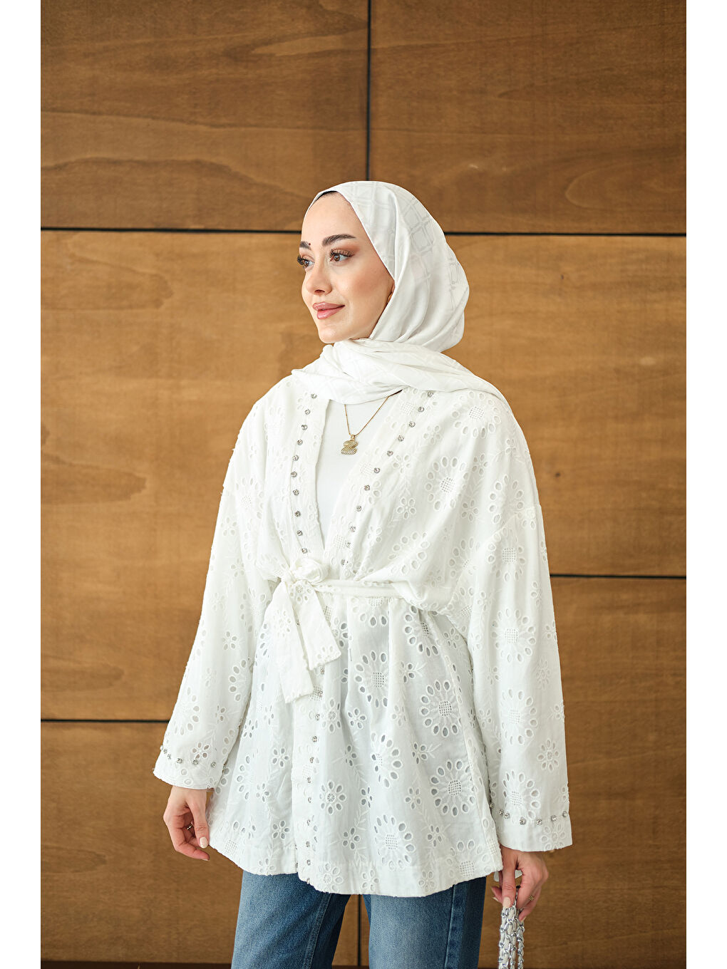 Kadın Brode Taş İşlemeli Kimono Beyaz-1