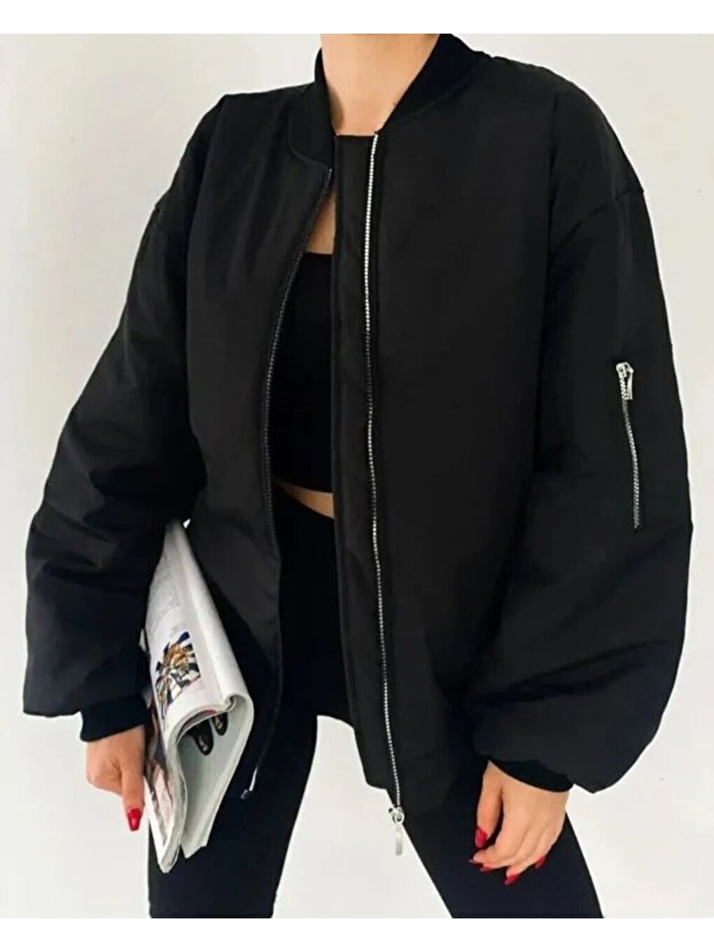 Kadın Oversize Şişme Bomber Ceket – Fermuarlı Siyah Kolej Yaka