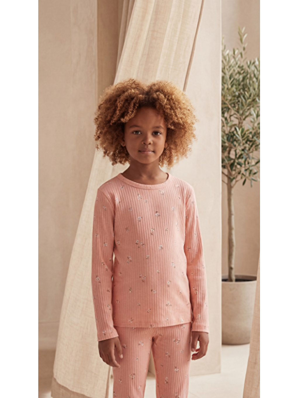 Kız Çocuk Çiçek Desenli Pijama Takımı Pembe-2