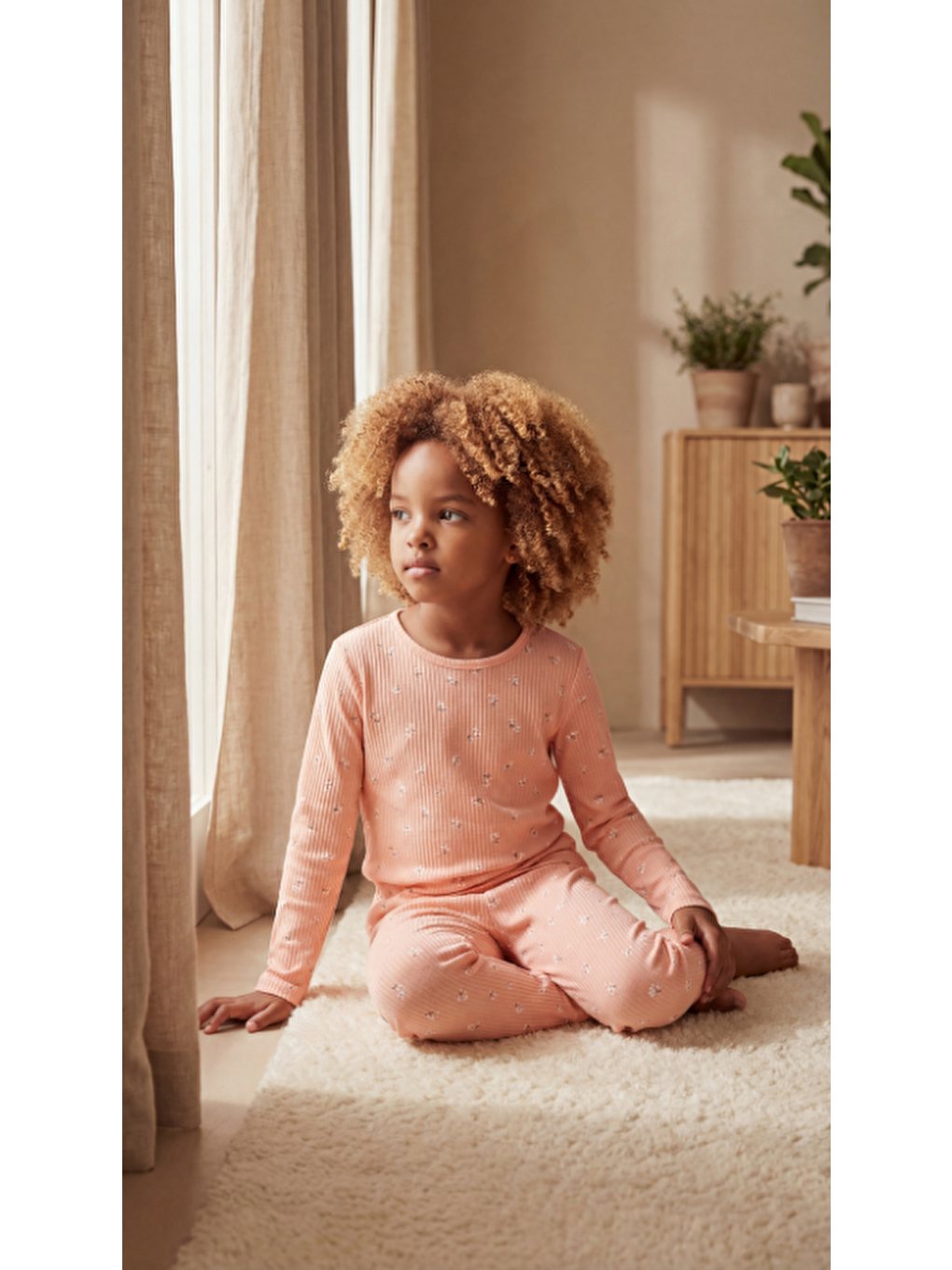 Kız Çocuk Çiçek Desenli Pijama Takımı Pembe-3