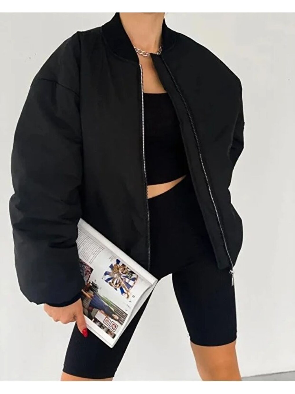 Kadın Oversize Şişme Bomber Ceket – Fermuarlı Siyah Kolej Yaka-1