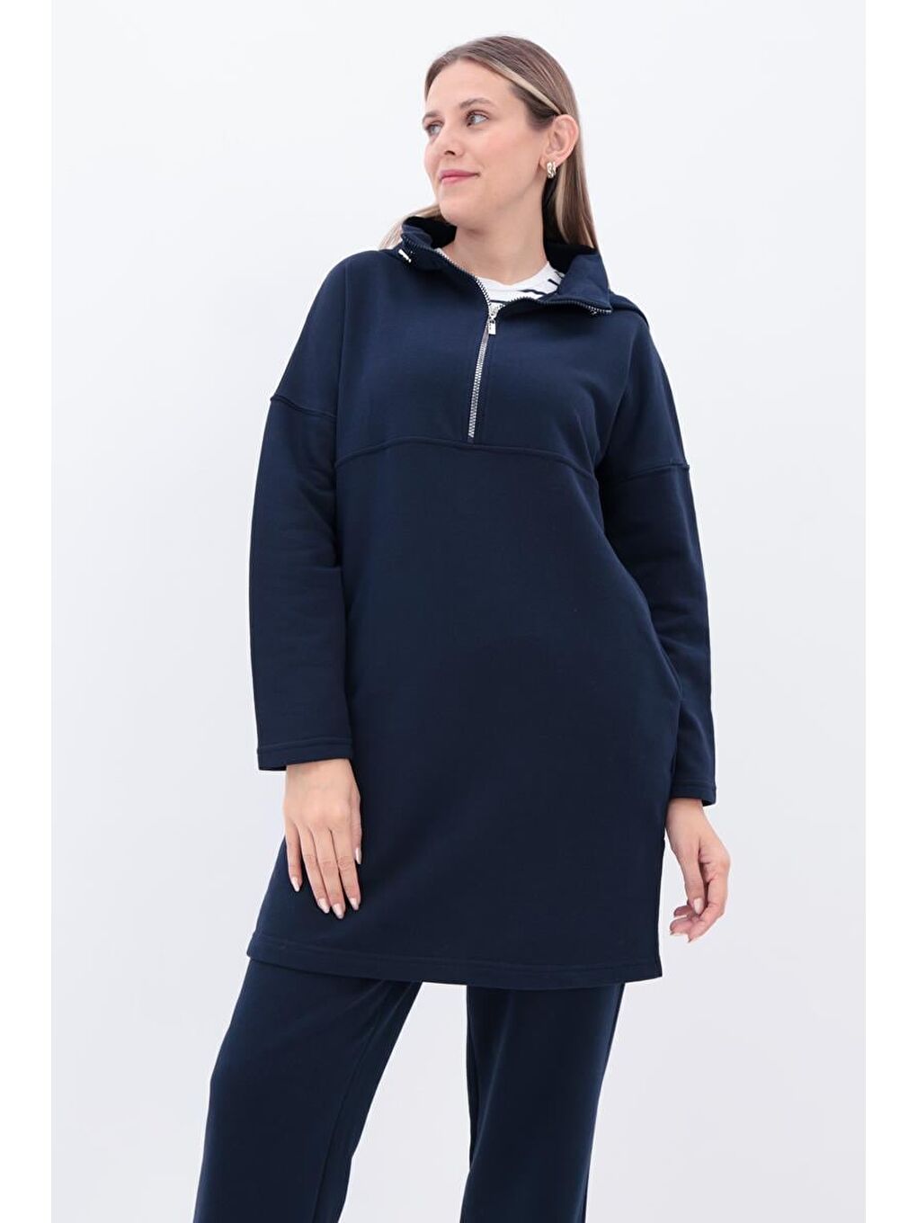 Lacivert Robalı Kapüşonlu Pantolonlu Takım