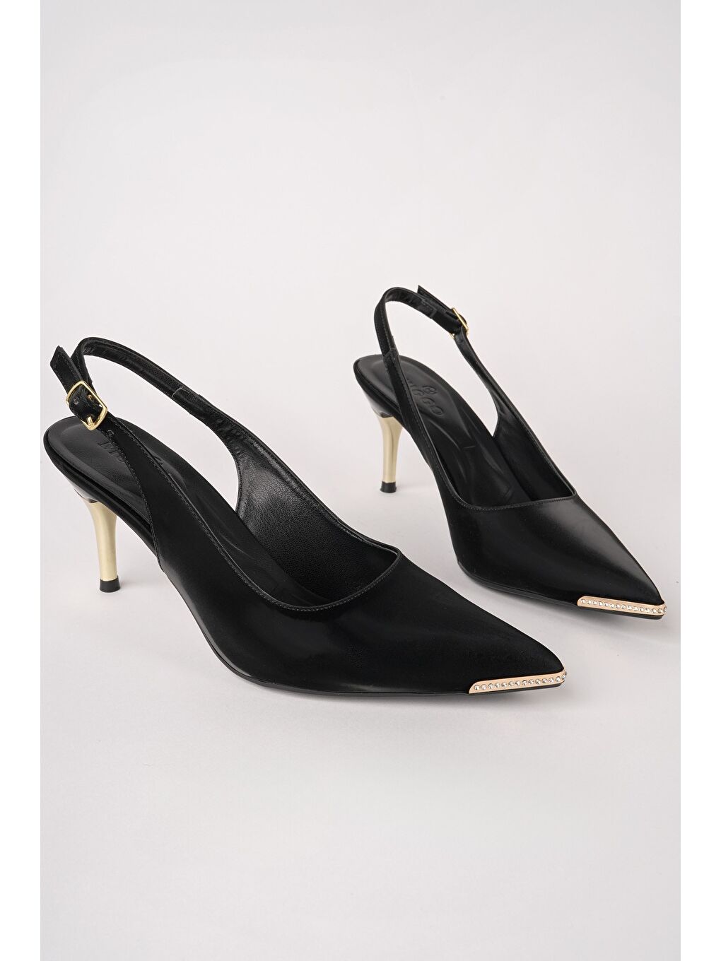 Siyah STARLYN Sivri Burun Taş Detaylı Arkası Açık Kadın Topuklu Ayakkabı