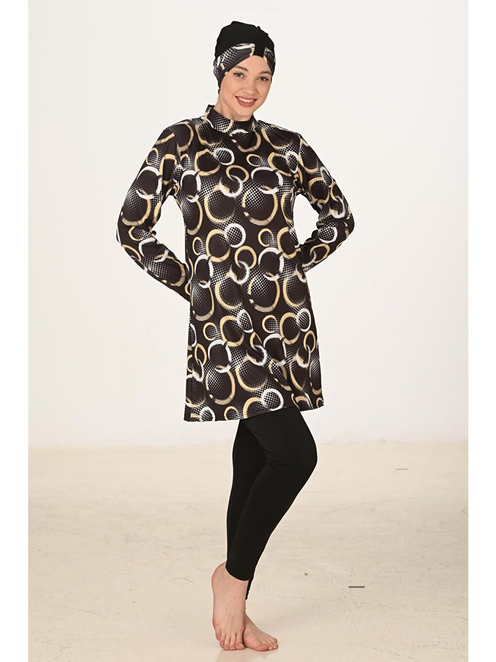 Siyah Tam Kapalı Elastanlı Tesettür Mayo 3414