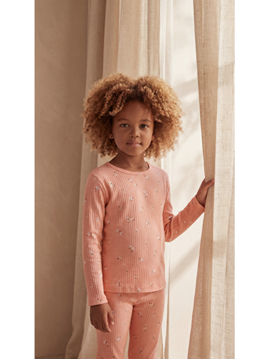 Kız Çocuk Çiçek Desenli Pijama Takımı Pembe-5