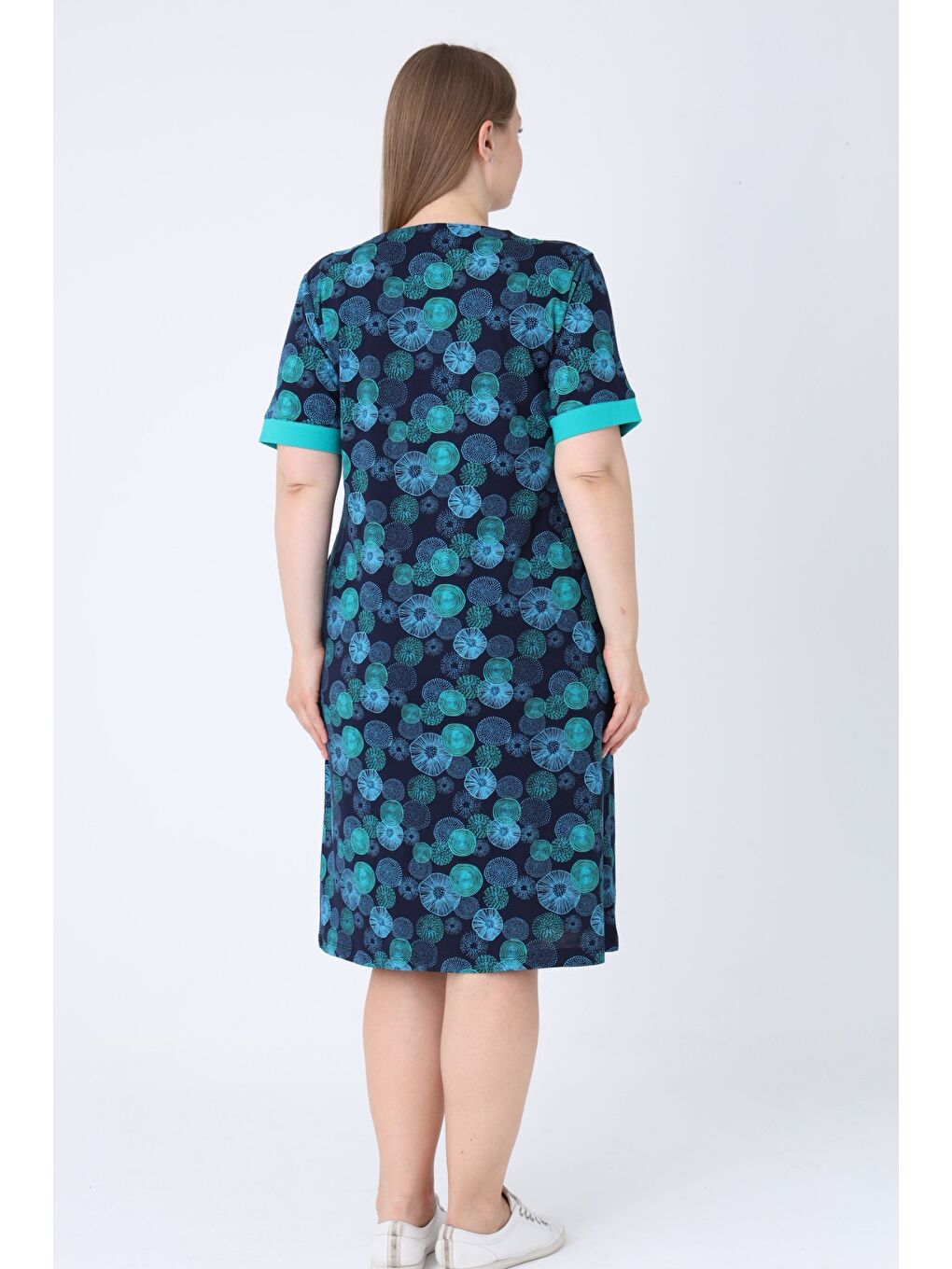 Büyük Beden Lacivert Desenli Pamuklu Cepli Biye Detaylı V Yaka Kısa Kollu Büyük Beden Elbise-5