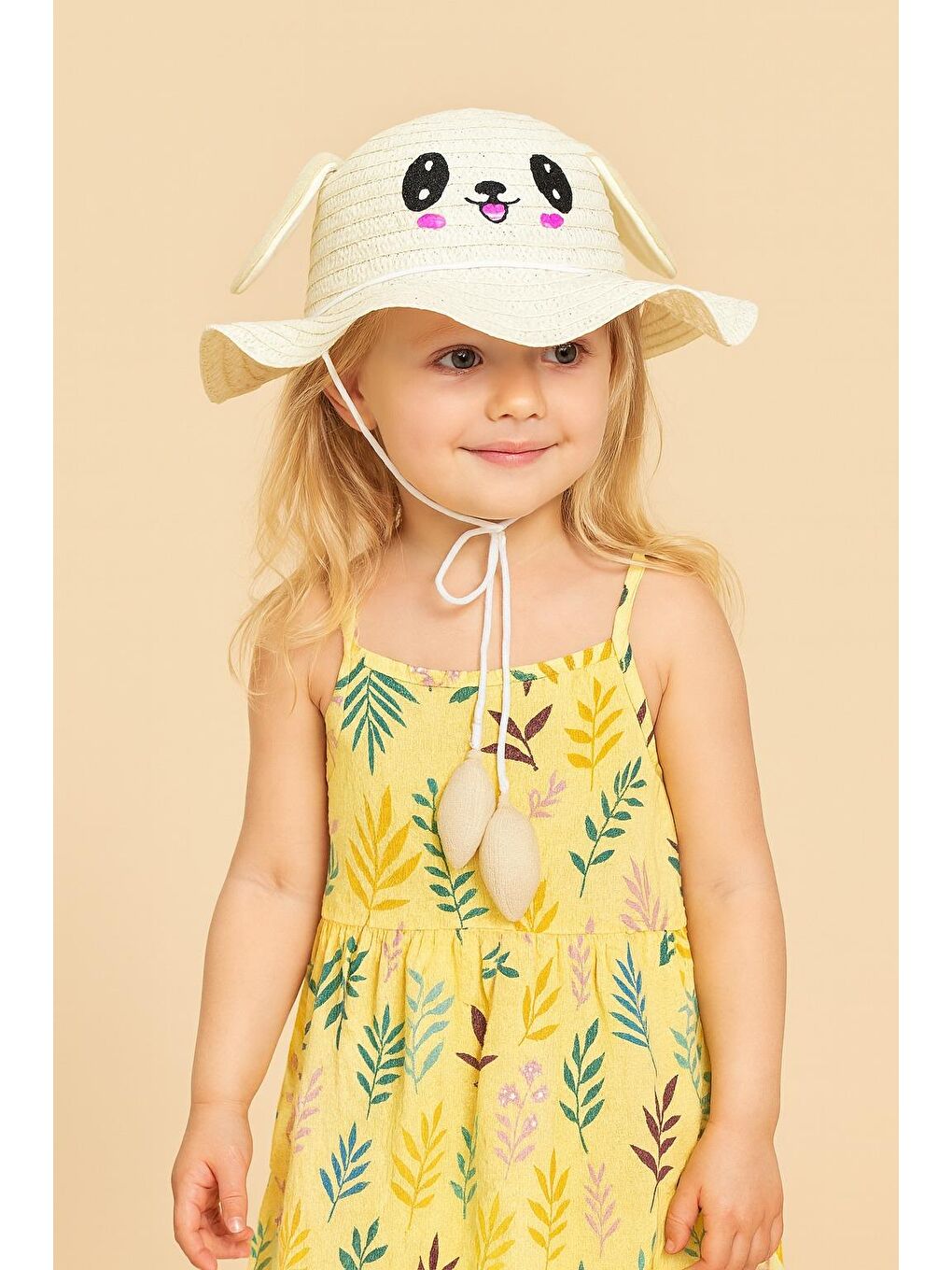 Kulak Aksesuarlı İpli Hasır Şapka Beyaz