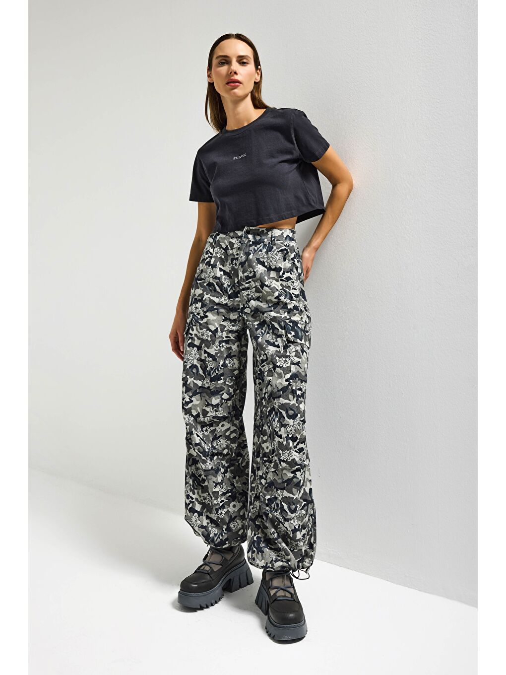 Kahverengi Kadın Kamuflaj w5 Kargo Cep Özel Kumaş Tasarım Pantolon-4