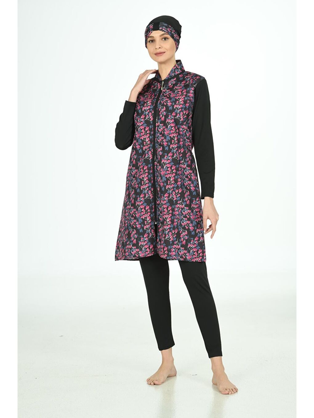 Siyah Tam Kapalı Desenli Paraşüt Kumaş Tesettür Mayo 3109-3