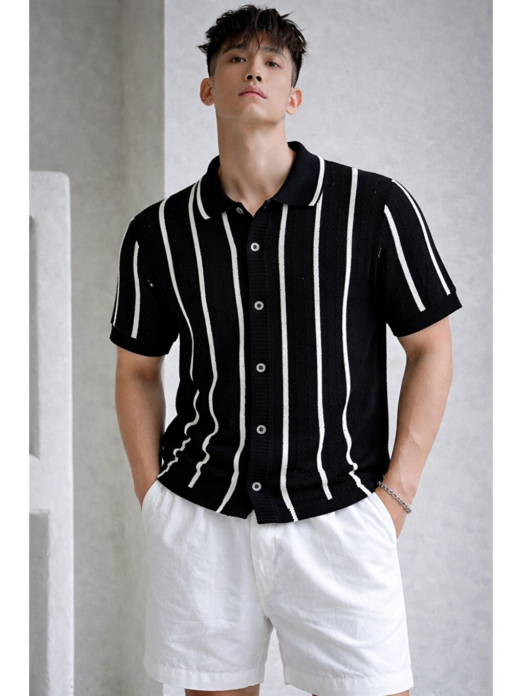 Siyah Çizgili Erkek Triko Gömlek Yaka Hırka Yazlık Rahat Kesim