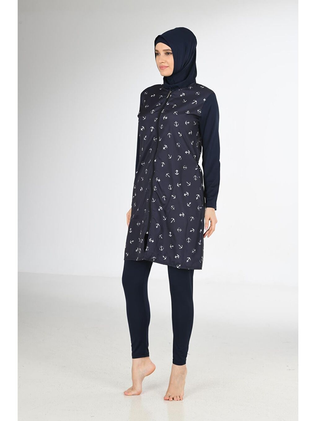 Siyah Tam Kapalı Desenli Paraşüt Kumaş Tesettür Mayo 3214-1