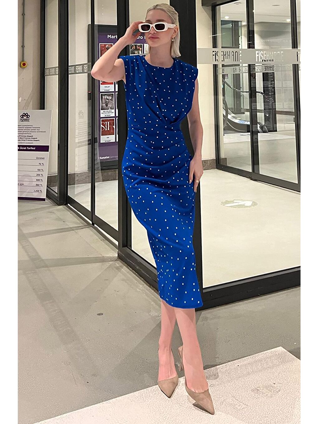 Mavi Saks Puantiyeli Bisiklet Yaka Elbise MG2030