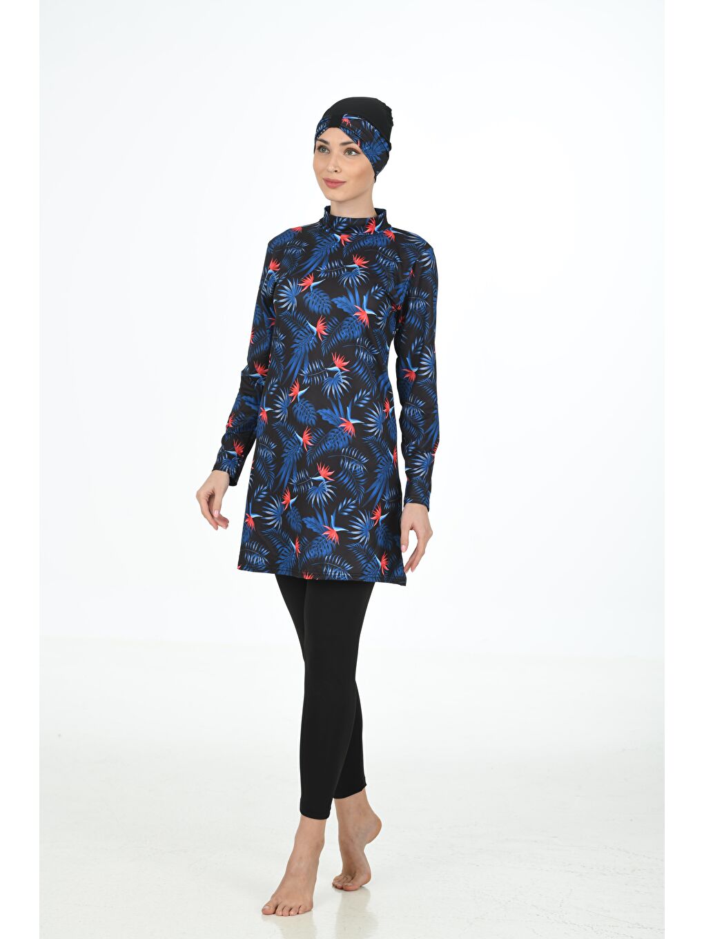 Siyah Tam Kapalı Elastanlı Tesettür Mayo 3315