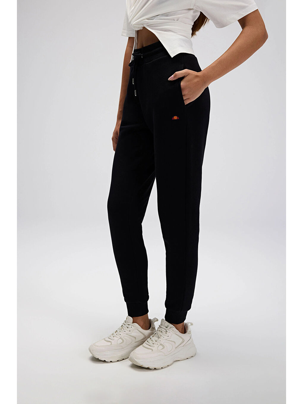 Siyah Pamuklu Regular Fit Normal Bel Ribanalı Paça Eşofman Altı EF555-BK-1