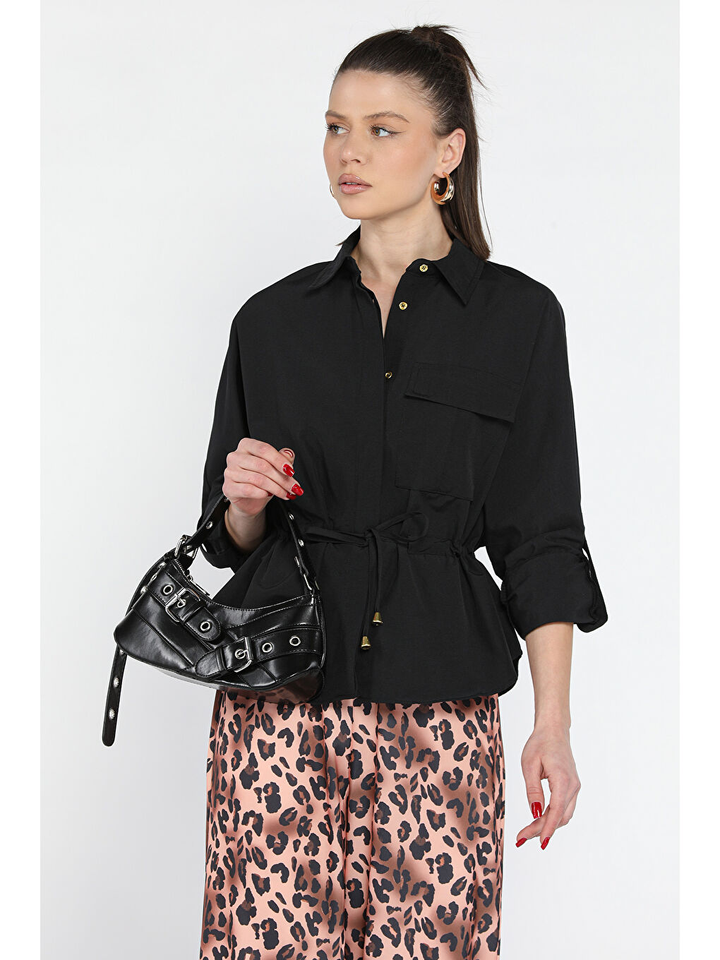 Siyah Bel Bağcıklı Uzun Kol Kadın Gömlek