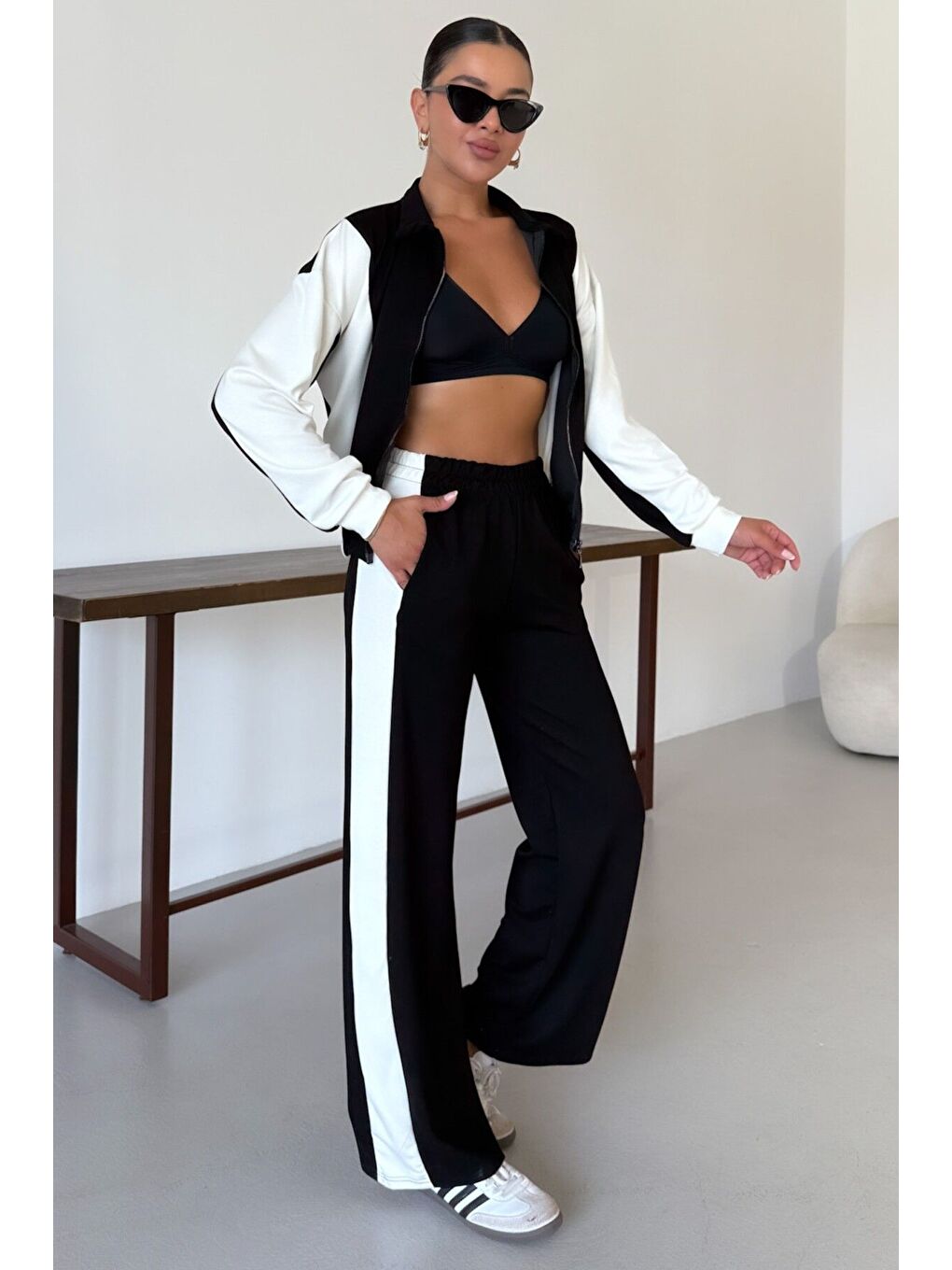 Kadın Siyah Kalın Beyaz Yan Çizgili Modal Kumaş Hırka Alt-Üst Eşofman Takımı-3