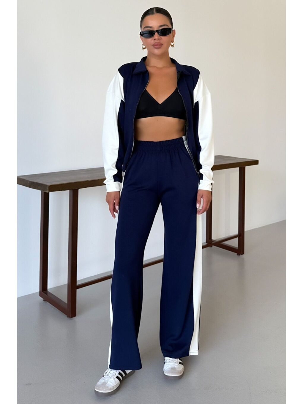 Kadın Lacivert Kalın Beyaz Yan Çizgili Modal Kumaş Hırka Alt-Üst Eşofman Takımı-1