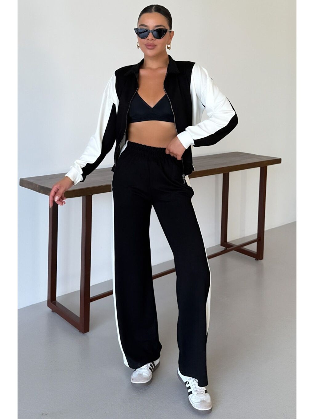 Kadın Siyah Kalın Beyaz Yan Çizgili Modal Kumaş Hırka Alt-Üst Eşofman Takımı-5