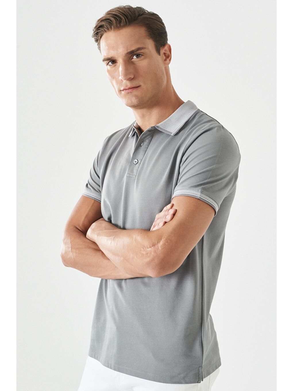 Beyaz 5'li Paket Pamuklu Kumaş Slim Fit Polo Yaka Tişört-5