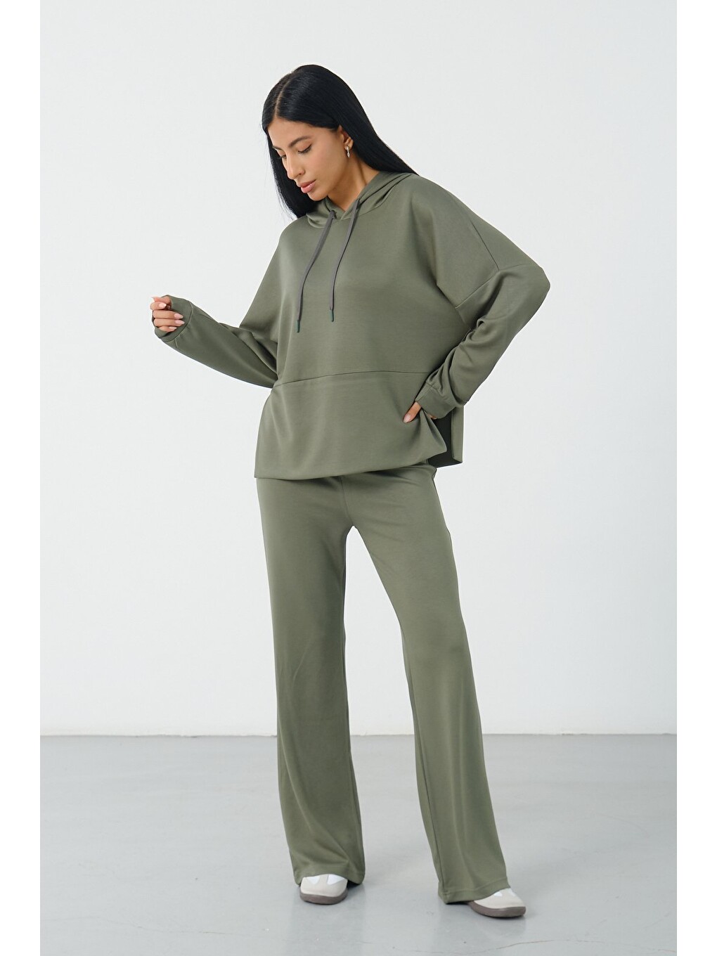 Yeşil Çağla Kadın Kapüşonlu Salaş Takım Oversize Sweat ve Geniş Paça Alt-3