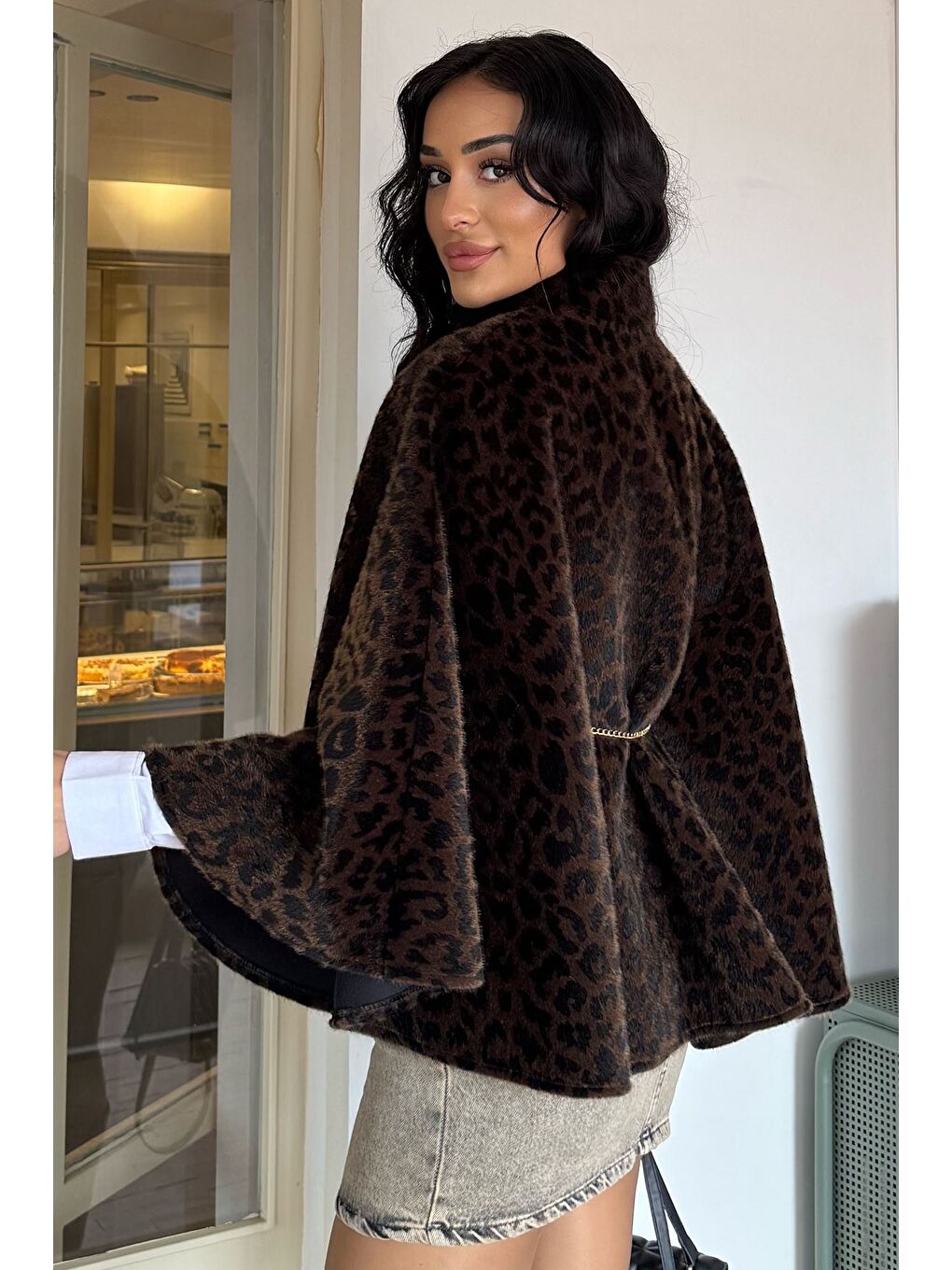 Haki Kadın Leopar Desen Su Fırçalı Kaşe Panço-5