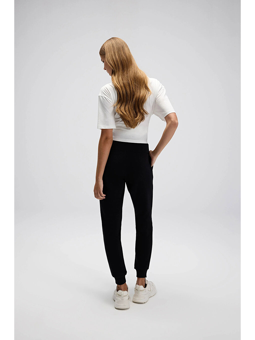 Siyah Pamuklu Regular Fit Normal Bel Ribanalı Paça Eşofman Altı EF555-BK-4