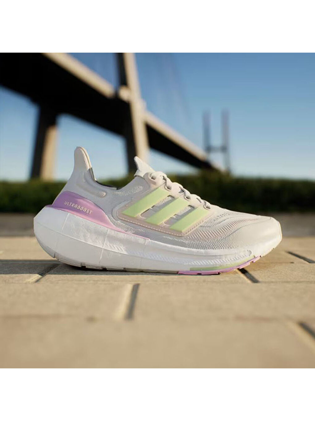 Beyaz Ultraboost Light Kadın Yol Koşusu Ayakkabısı-2