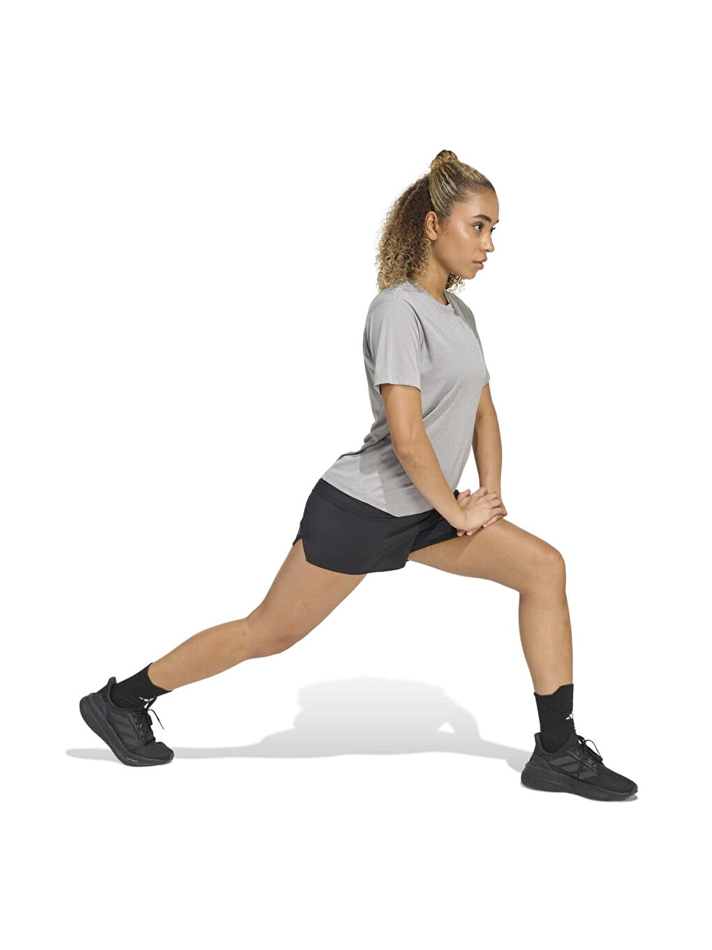 Running Essentials Kadın Gri Yuvarlak Yaka Tişört-3