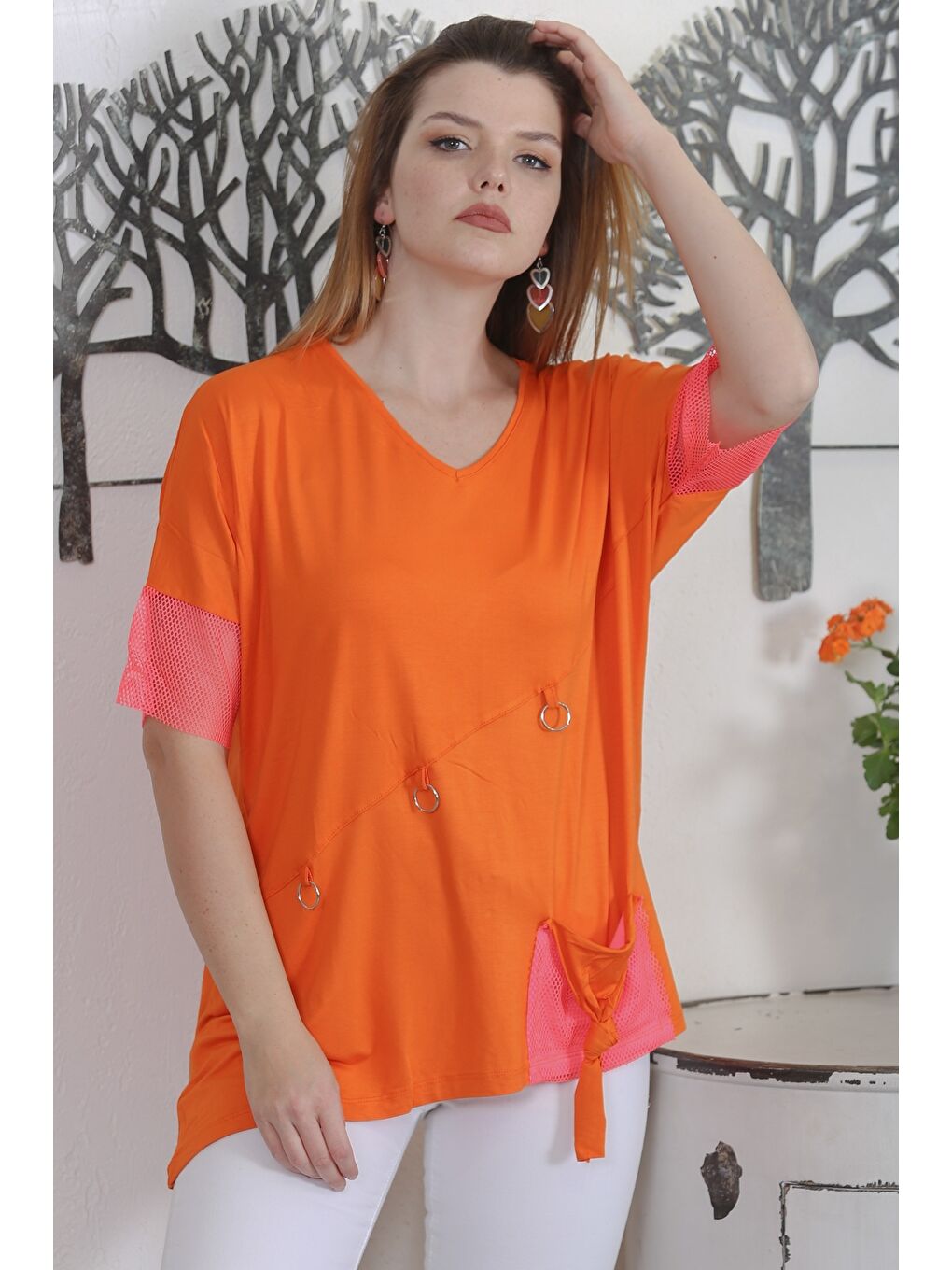 Turuncu V Yaka Kısa Kol Cepli Meşli Casual Örme Bluz-1