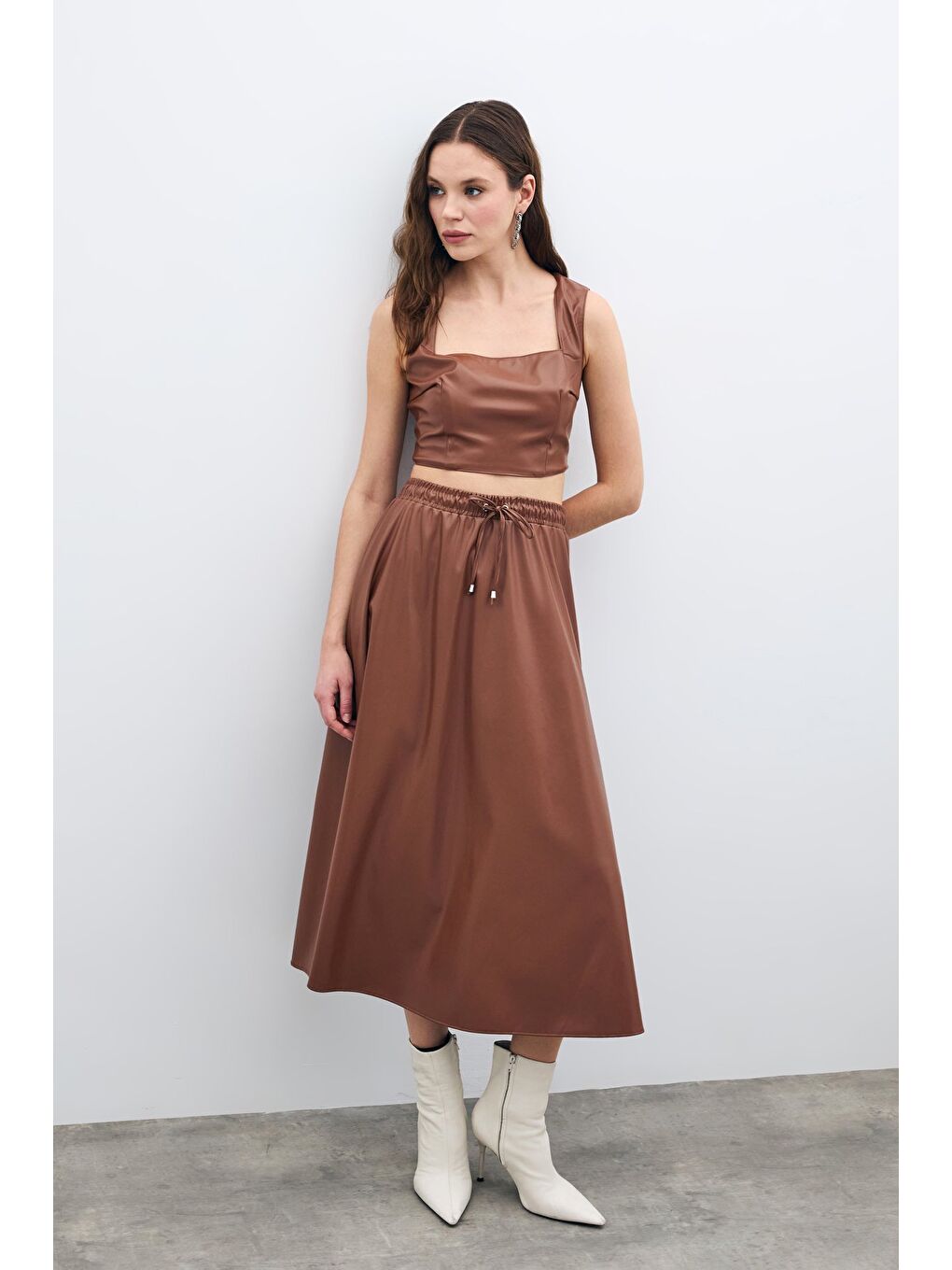 Kahverengi Bel Lastikli Deri Etek - Kahve-3